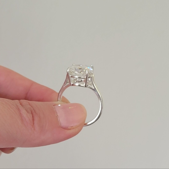 New 4ct Certified Moissanite Diamond Ring, Size 7 - Picture 7 of 11